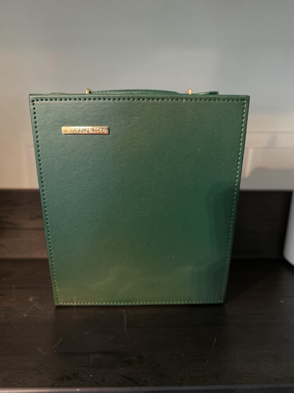 Travel jewelry case